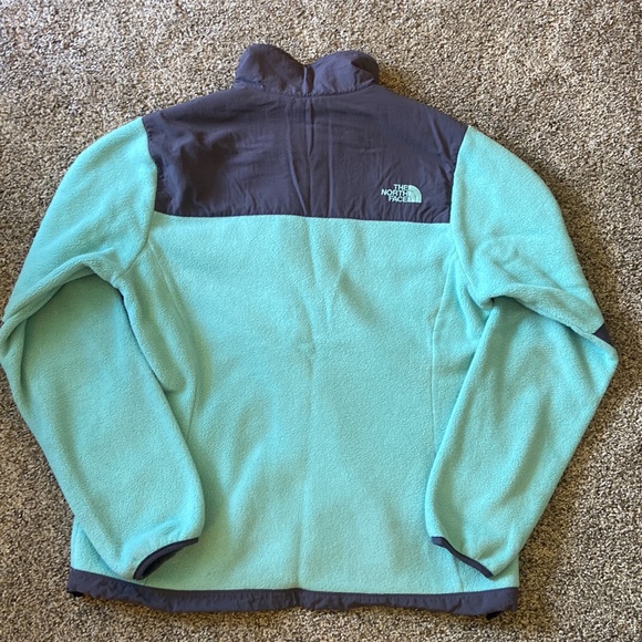 The North Face Fleece Jacket - Picture 2 of 5